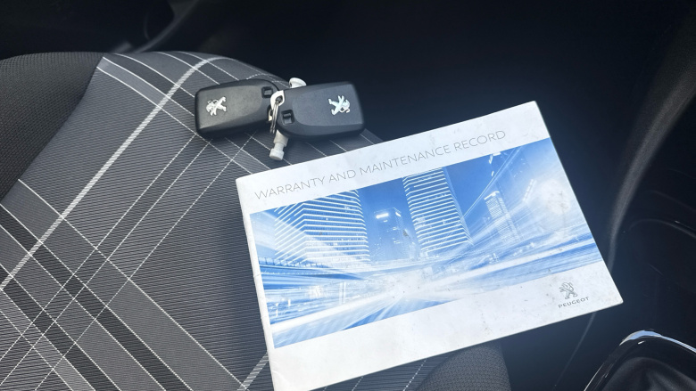 Peugeot 108 1.2 PureTech Allure 5dr Petrol Hatchback